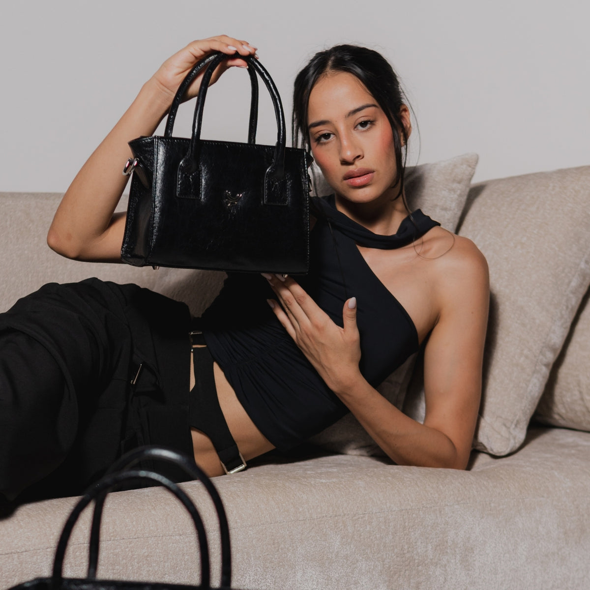 Bolso mini tote negro