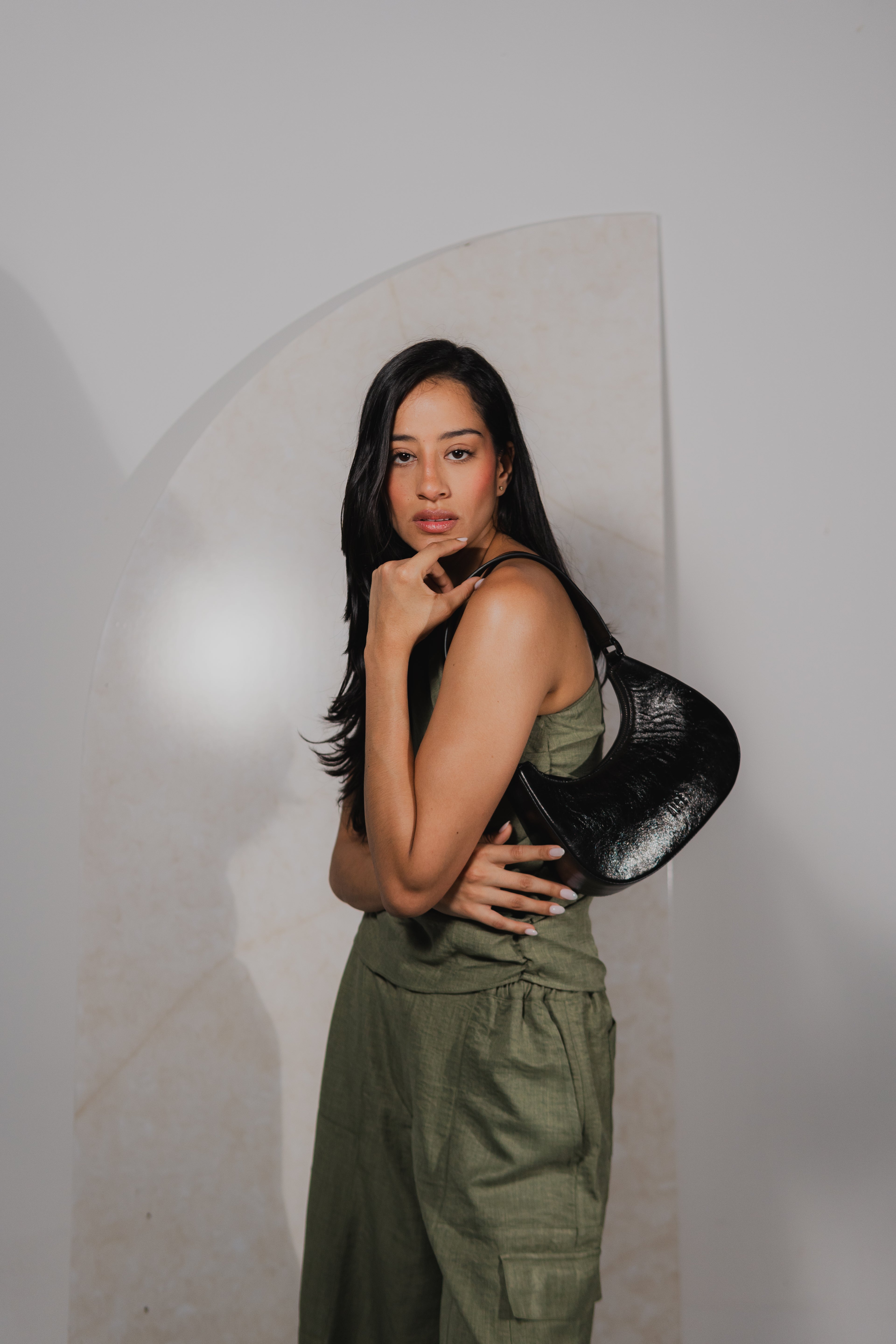 MEDIA LUNA BAG NEGRO