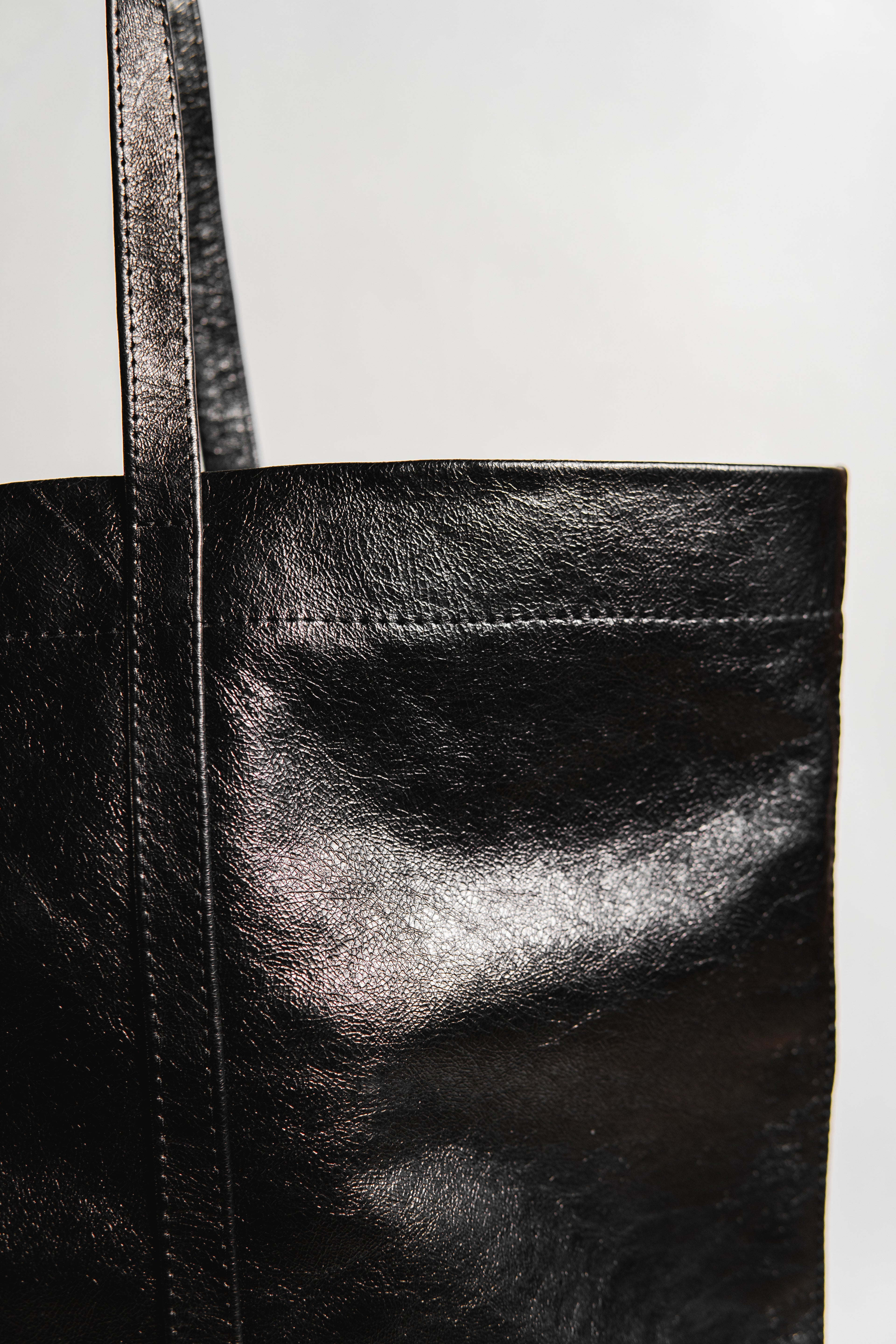 TOTE RAÍZ NEGRO