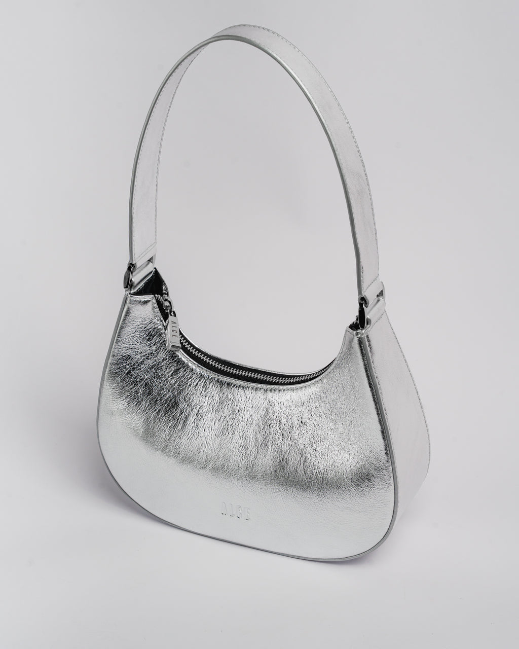 MEDIA LUNA BAG PLATEADO