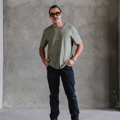 Camiseta hombre verde oliva